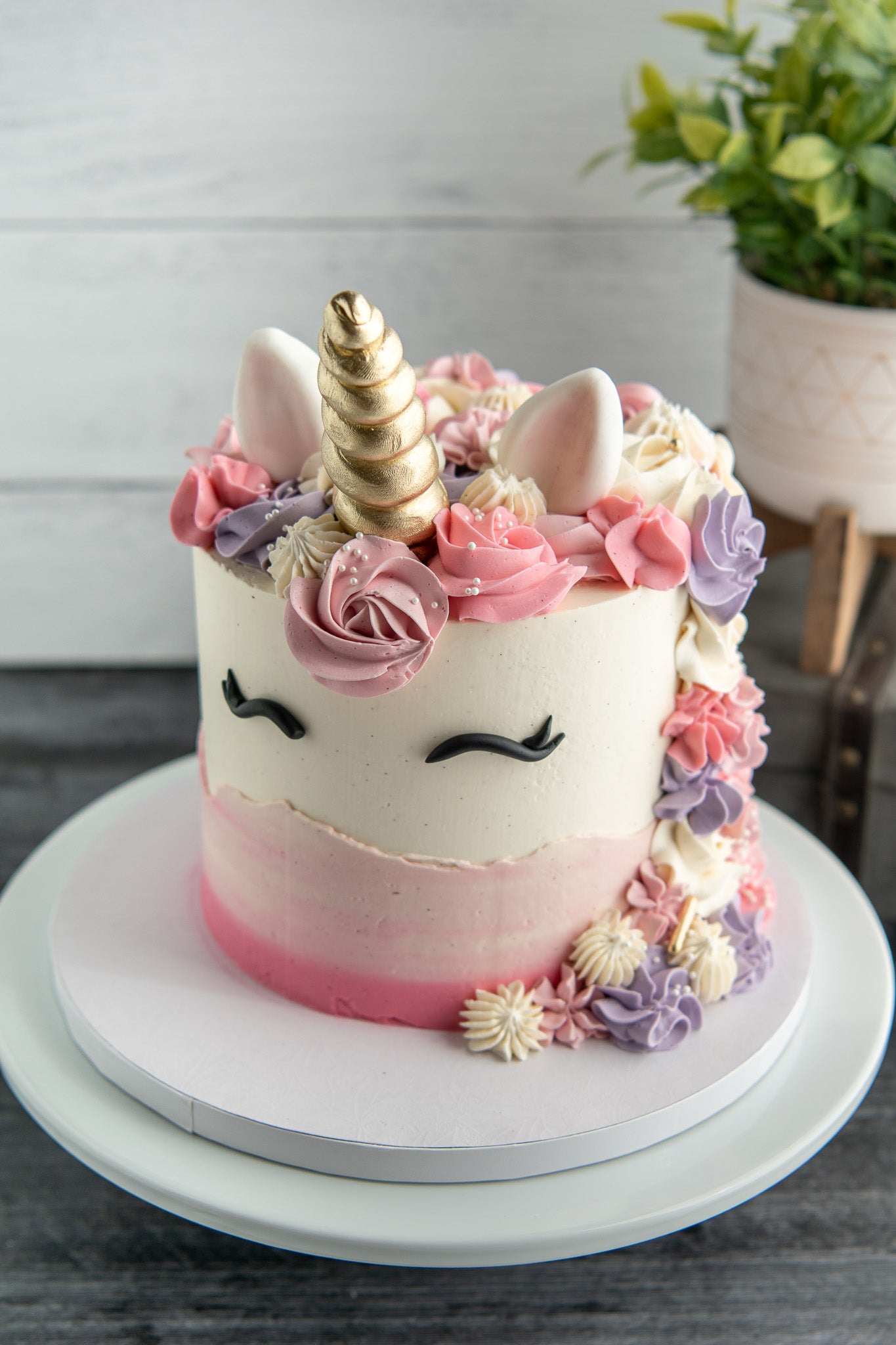 Pink and Purple Unicorn Cake | Cute Unicorn Cake | Unicorn Theme Birthday  Cake – Liliyum Patisserie & Cafe