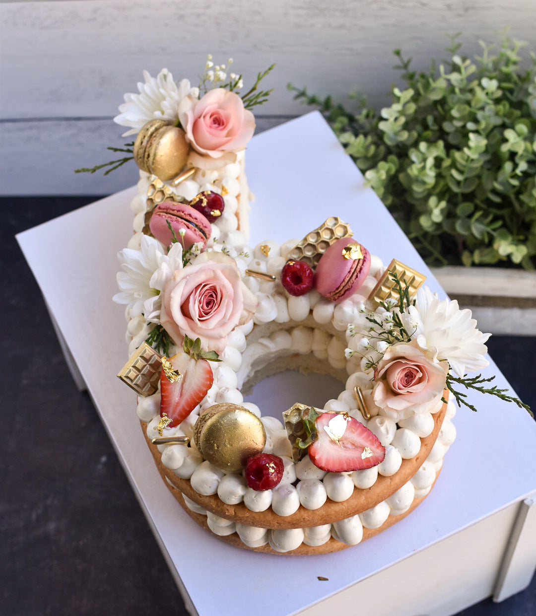 Amazon.com: EURO TINS Large Number four 4 Wedding Birthday Anniversary Baking  Cake Pan 14